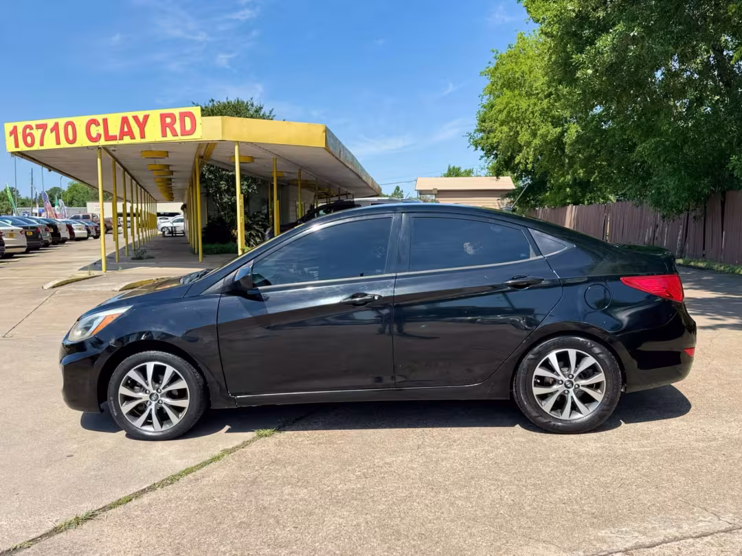 2017 Hyundai Accent - KMHCT4AE2HU356553 - Image #9