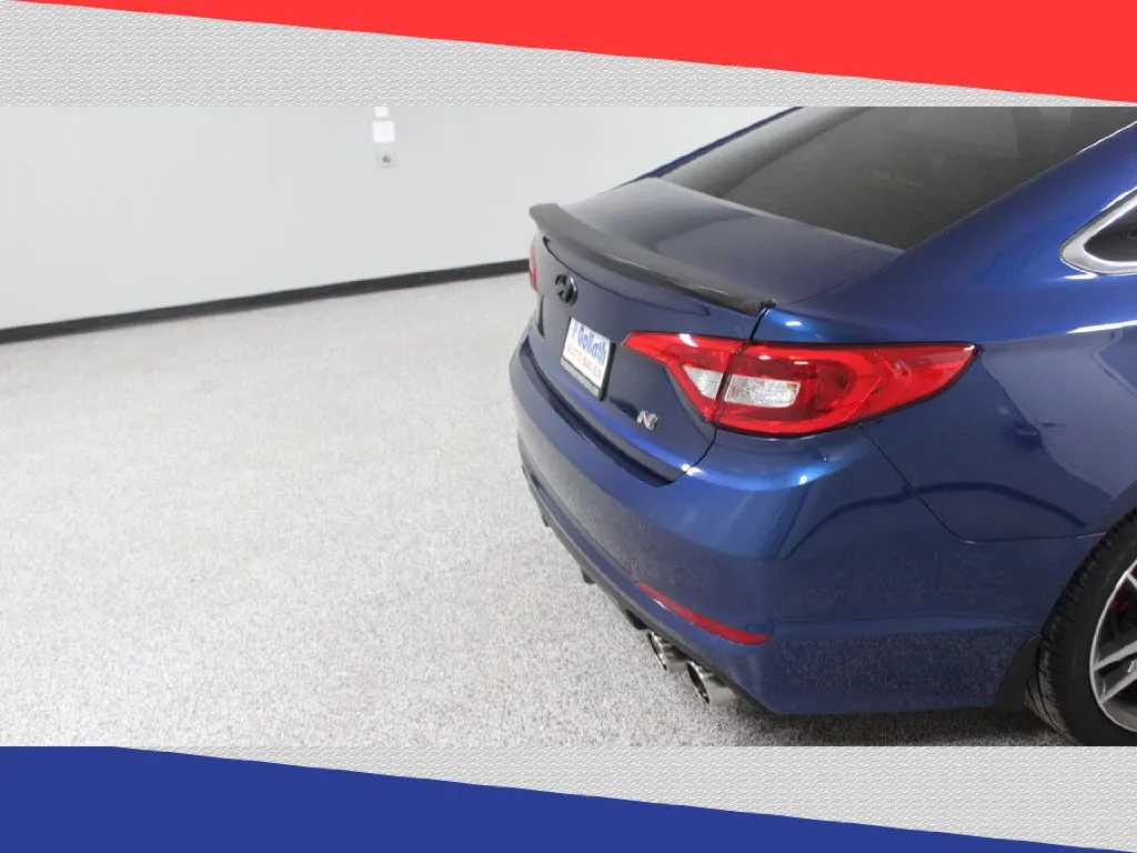 2017 Hyundai Sonata - 5NPE34ABXHH574270 - Image #25