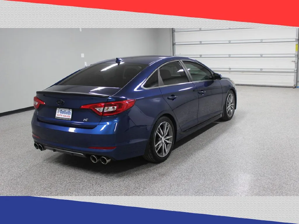 2017 Hyundai Sonata - 5NPE34ABXHH574270 - Image #3