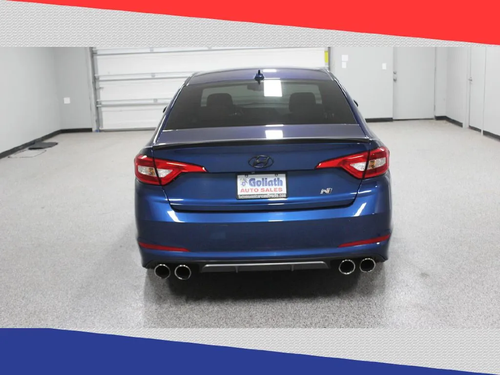 2017 Hyundai Sonata - 5NPE34ABXHH574270 - Image #4