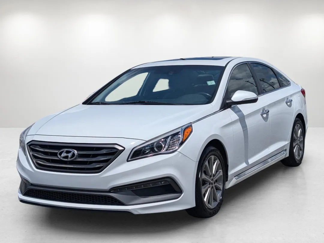 2017 Hyundai Sonata - 5NPE34AF0HH479123 - Image #2