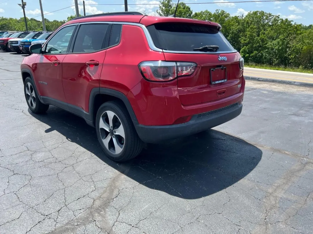 2017 Jeep New Compass - 3C4NJCBB5HT669334 - Image #3