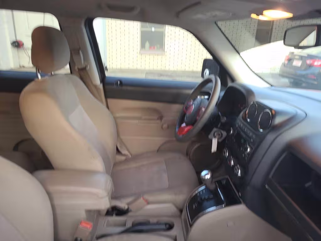 2017 Jeep Patriot - 1C4NJPBA8HD158219 - Image #6