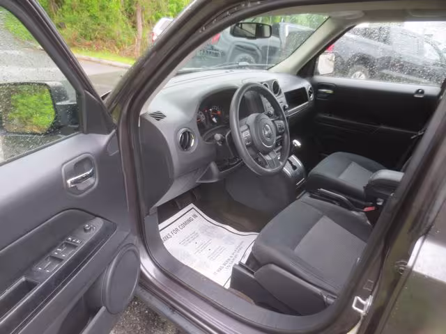 2017 Jeep Patriot - 1C4NJRBB2HD150928 - Image #7