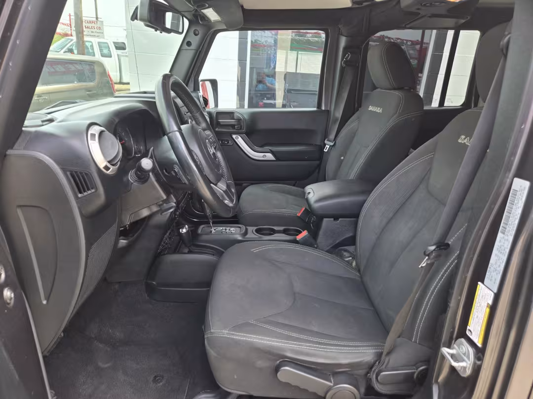 2017 Jeep Wrangler - 1C4BJWEG5HL725442 - Image #5