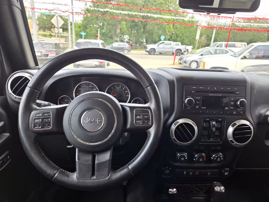 2017 Jeep Wrangler - 1C4BJWEG5HL725442 - Image #6