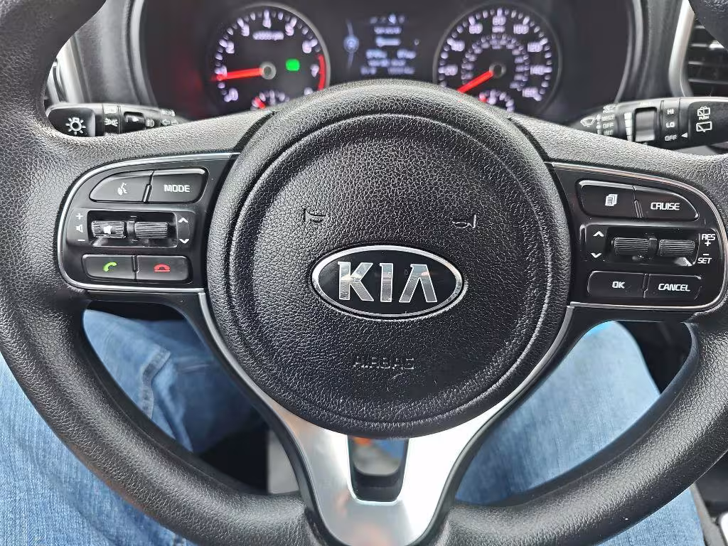 2017 Kia Sportage - KNDPMCAC6H7273685 - Image #12