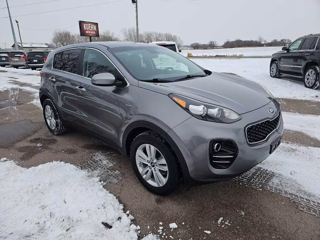 2017 Kia Sportage - KNDPMCAC6H7273685 - Image #5