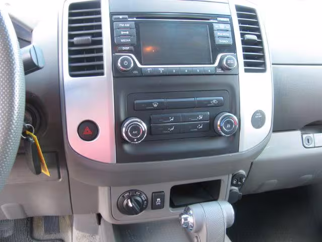 2017 Nissan Frontier - 1N6AD0EV6HN750625 - Image #9