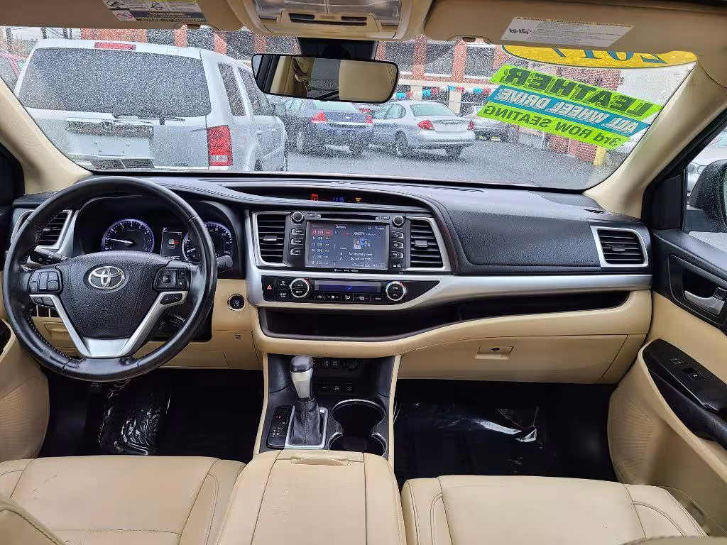 2017 Toyota Highlander - 5TDJZRFH3HS378799 - Image #13