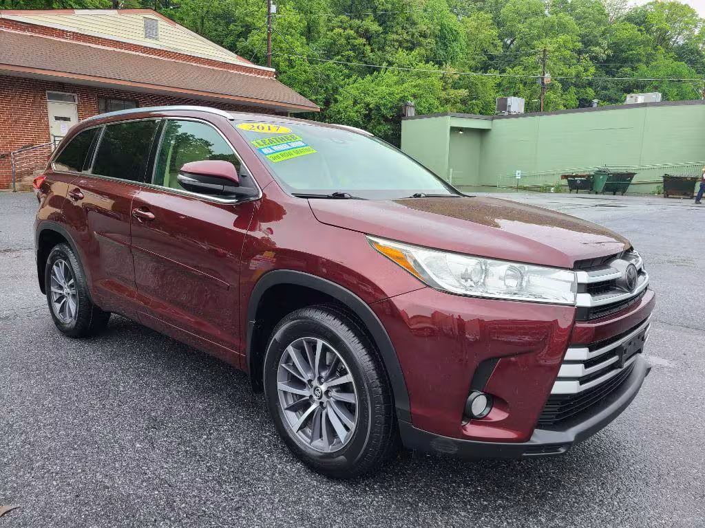 2017 Toyota Highlander - 5TDJZRFH3HS378799 - Image #7