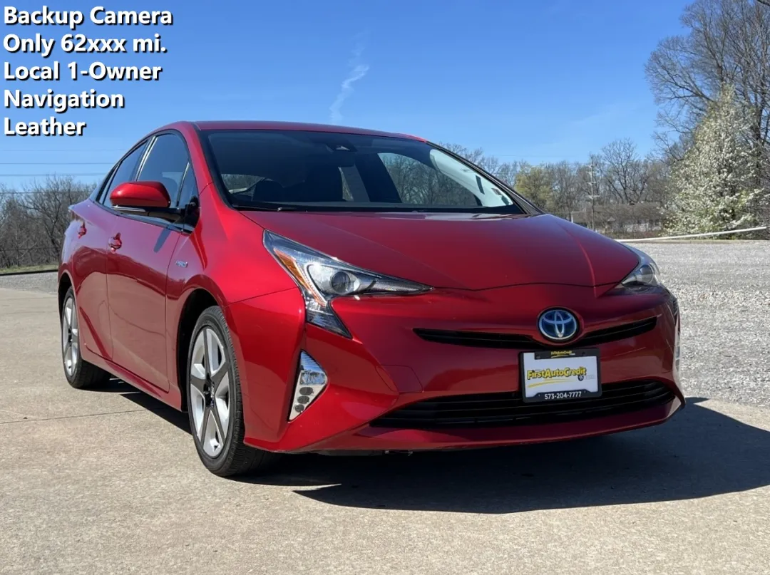 2017 Toyota Prius - JTDKARFUXH3532886 - Image #2