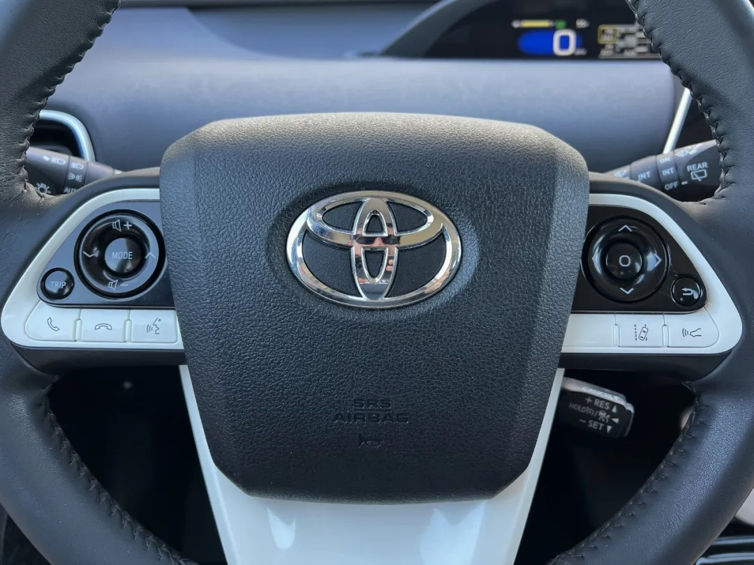 2017 Toyota Prius - JTDKARFUXH3532886 - Image #22
