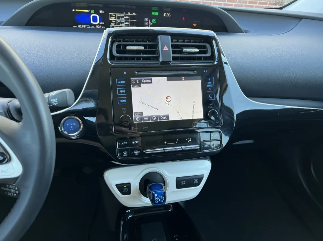 2017 Toyota Prius - JTDKARFUXH3532886 - Image #25