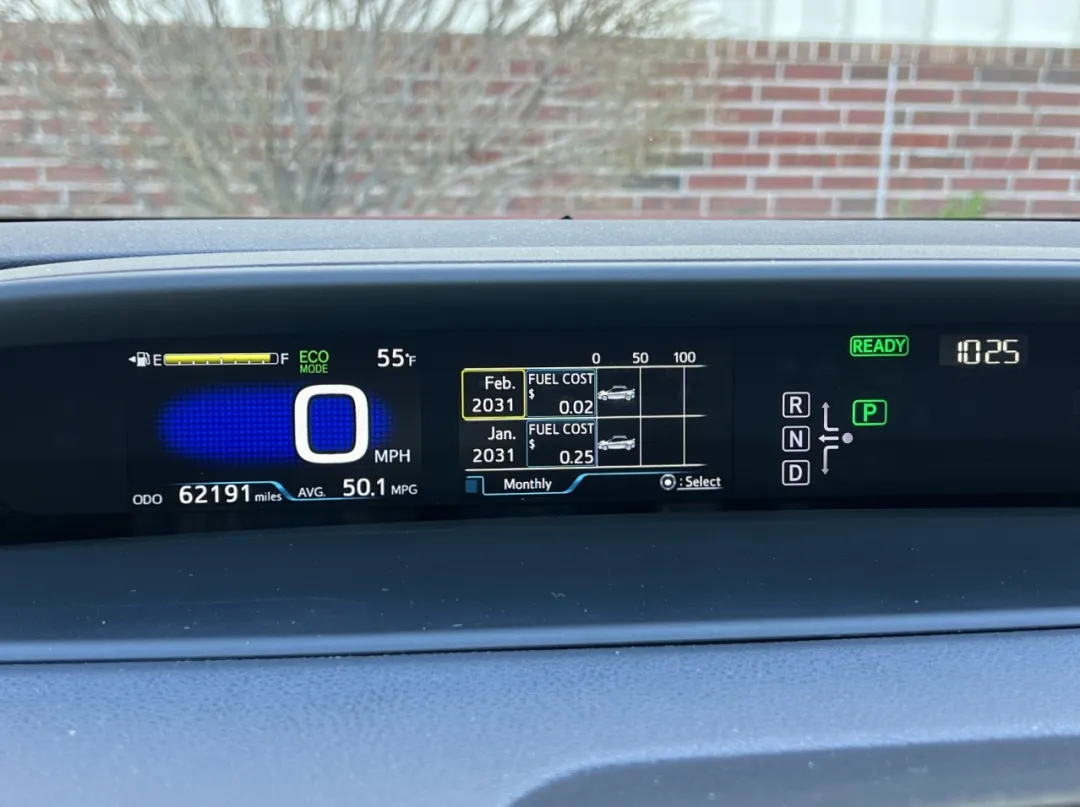2017 Toyota Prius - JTDKARFUXH3532886 - Image #3