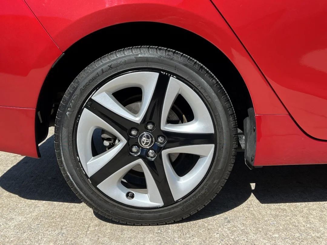 2017 Toyota Prius - JTDKARFUXH3532886 - Image #37