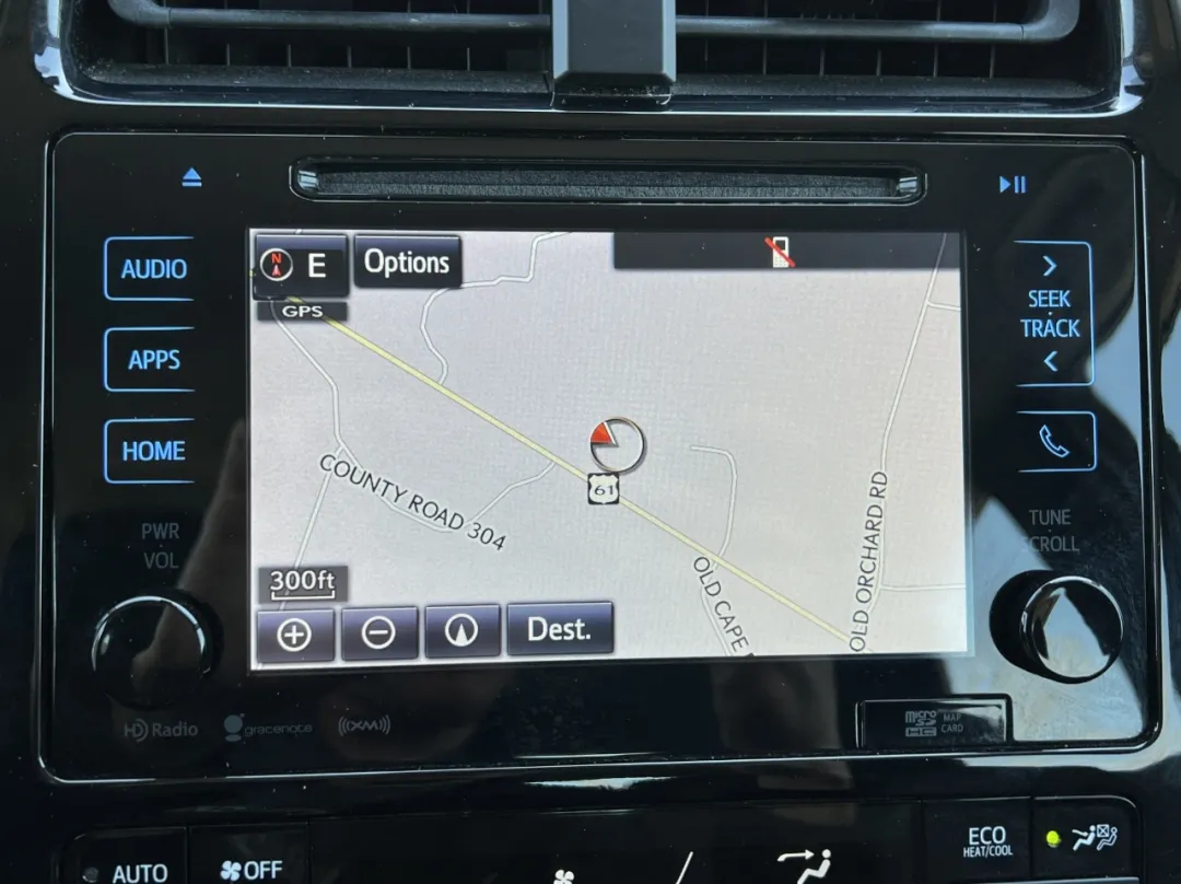 2017 Toyota Prius - JTDKARFUXH3532886 - Image #4