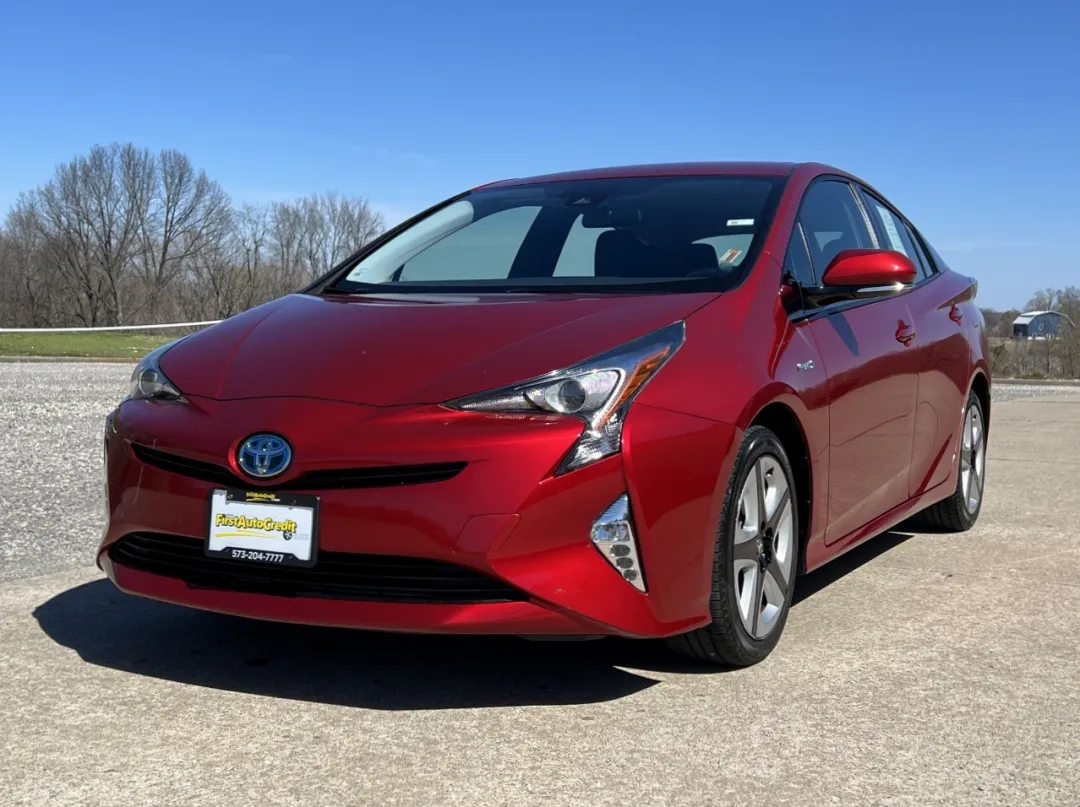 2017 Toyota Prius - JTDKARFUXH3532886 - Image #6