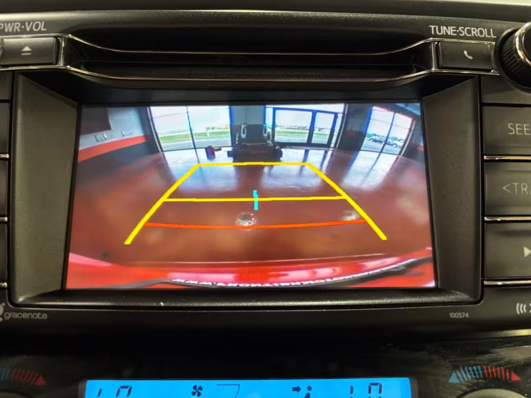 2017 Toyota RAV4 - JTMRFREV0HJ120711 - Image #22