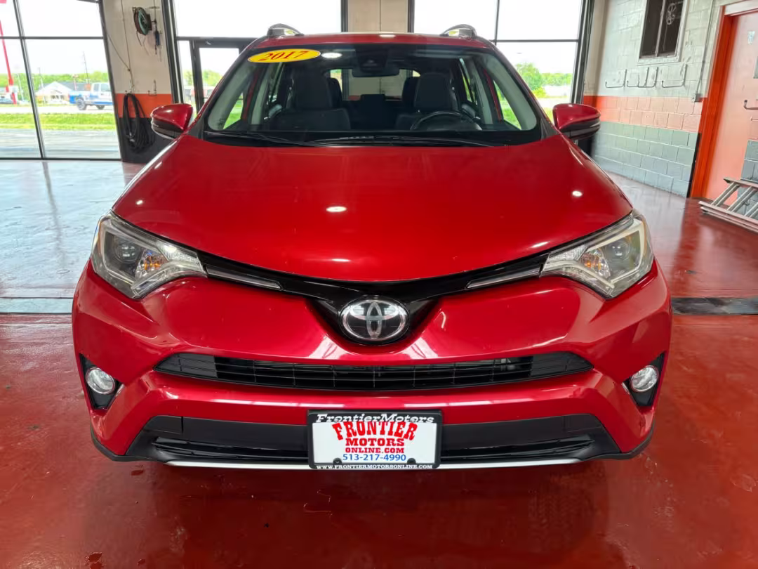 2017 Toyota RAV4 - JTMRFREV0HJ120711 - Image #4