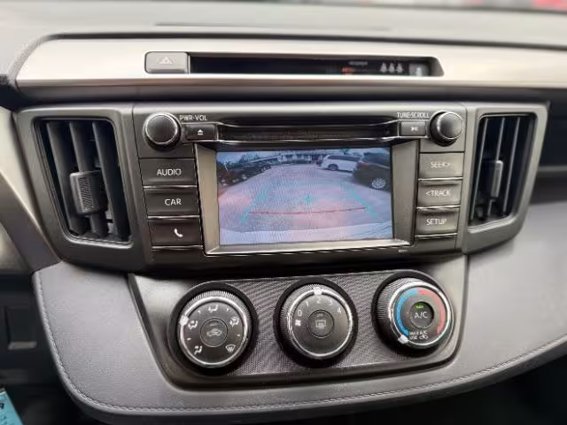 2017 Toyota RAV4 - JTMZFREV7HJ700294 - Image #10