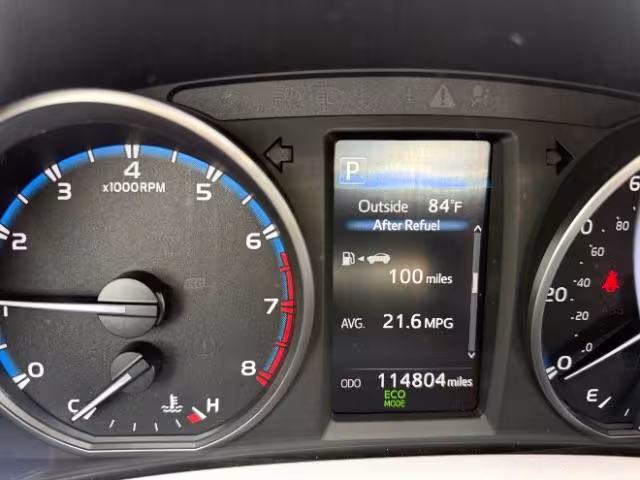 2017 Toyota RAV4 - JTMZFREV7HJ700294 - Image #11