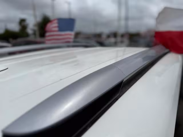 2017 Toyota RAV4 - JTMZFREV7HJ700294 - Image #4