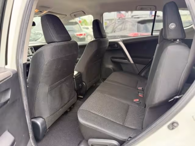 2017 Toyota RAV4 - JTMZFREV7HJ700294 - Image #7