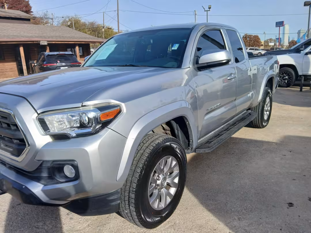 2017 Toyota Tacoma - 5TFRZ5CN6HX038062 - Image #4