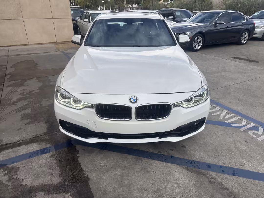 2018 BMW 3-Series - WBA8B9C56JAE22469 - Image #1