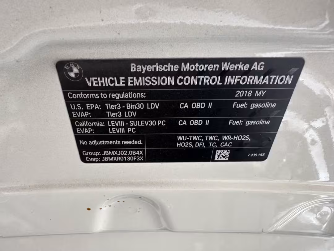 2018 BMW 3-Series - WBA8B9C56JAE22469 - Image #7