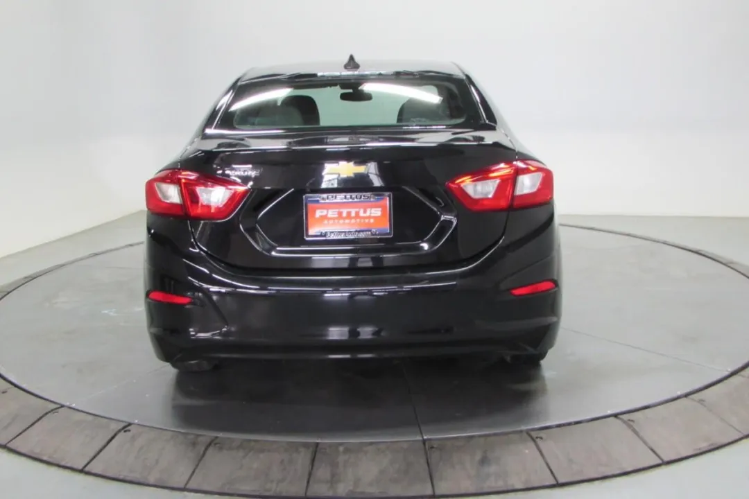 2018 Chevrolet Cruze - 1G1BC5SM1J7198537 - Image #6
