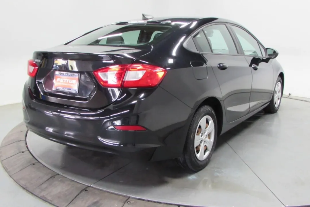 2018 Chevrolet Cruze - 1G1BC5SM1J7198537 - Image #7