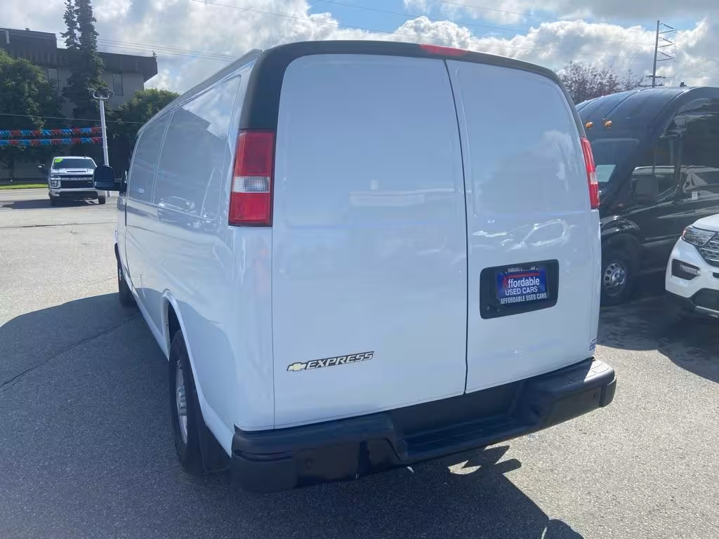 2018 Chevrolet Express - 1GCZGHFG8J1332396 - Image #2