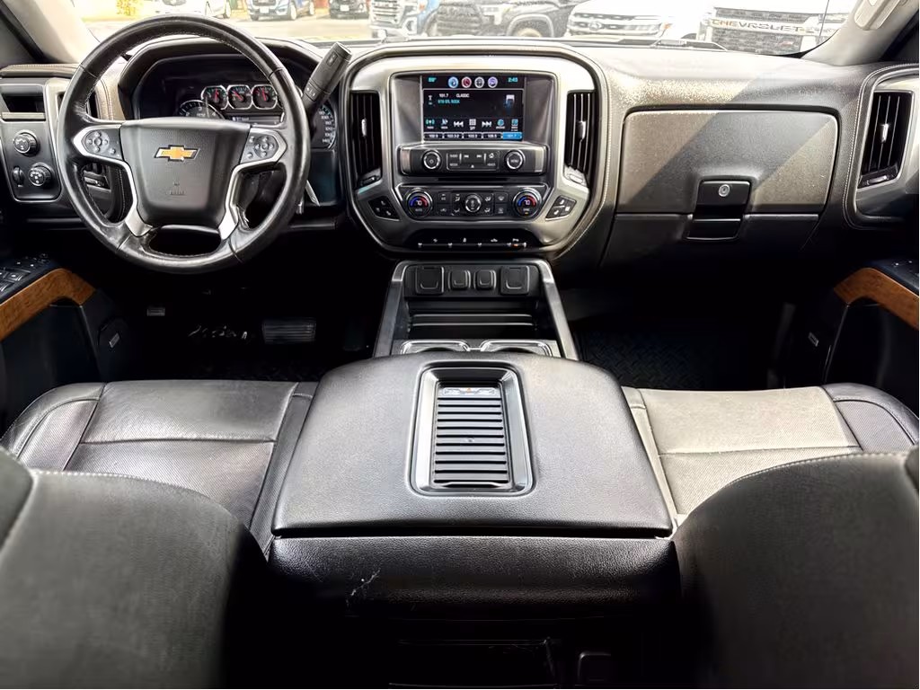 2018 Chevrolet Silverado - 3GCUKSEC4JG218451 - Image #10