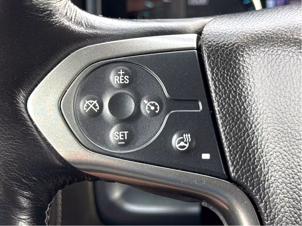 2018 Chevrolet Silverado - 3GCUKSEC4JG218451 - Image #20