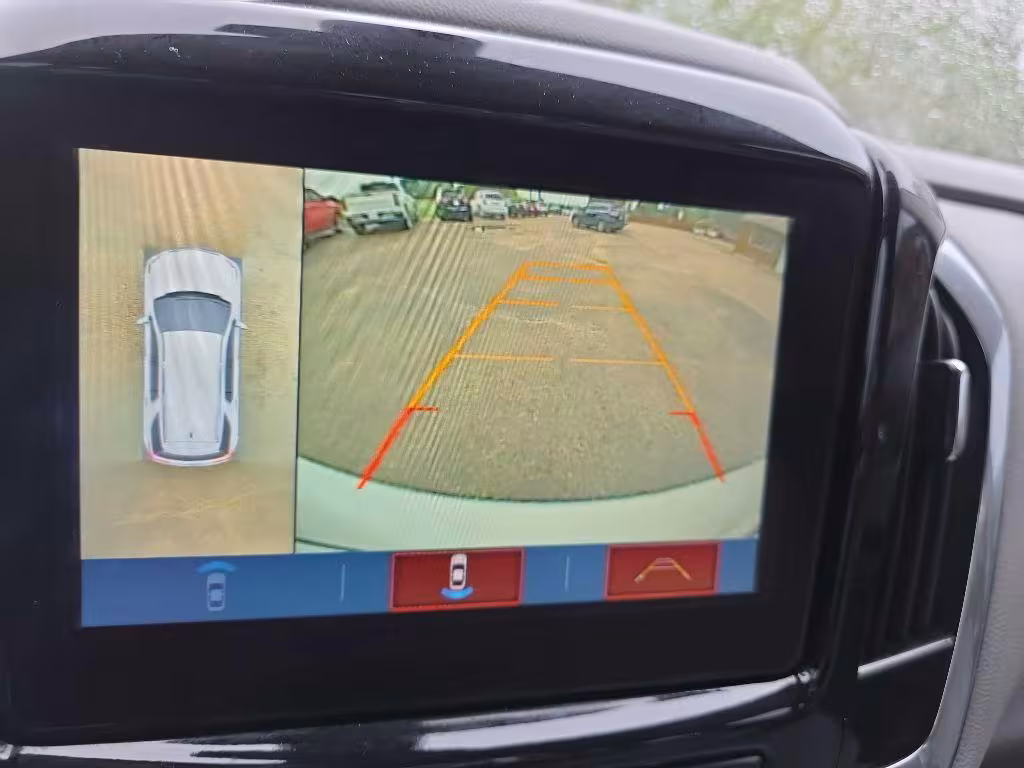 2018 Chevrolet Traverse - 1GNEVHKW7JJ264763 - Image #15