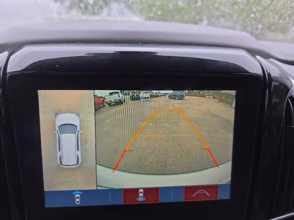 2018 Chevrolet Traverse - 1GNEVHKW7JJ264763 - Image #17