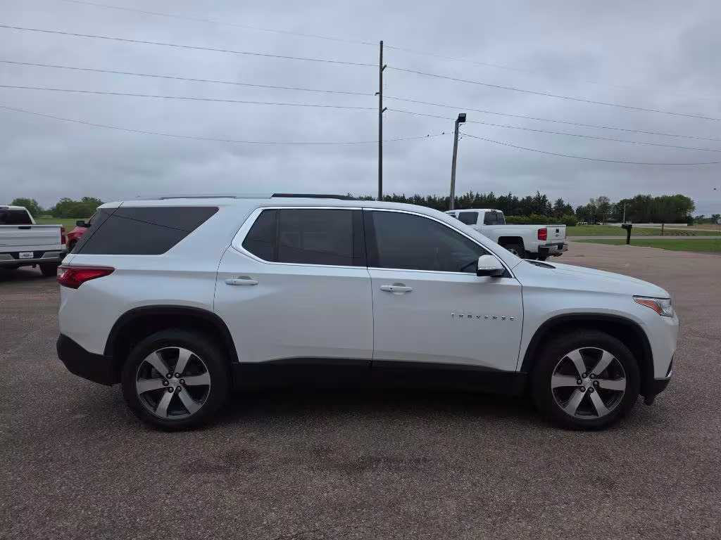 2018 Chevrolet Traverse - 1GNEVHKW7JJ264763 - Image #5
