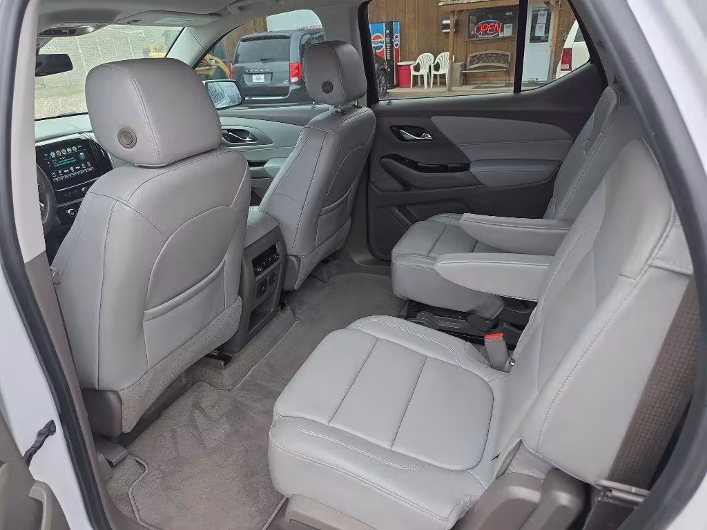 2018 Chevrolet Traverse - 1GNEVHKW7JJ264763 - Image #7