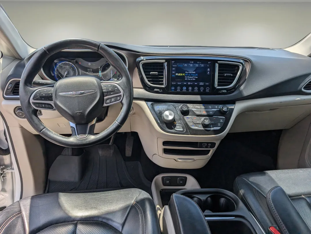 2018 Chrysler Pacifica - 2C4RC1BG6JR269903 - Image #13