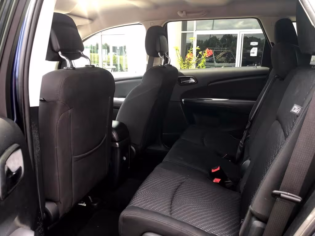 2018 Dodge Journey - 3C4PDCABXJT208573 - Image #10