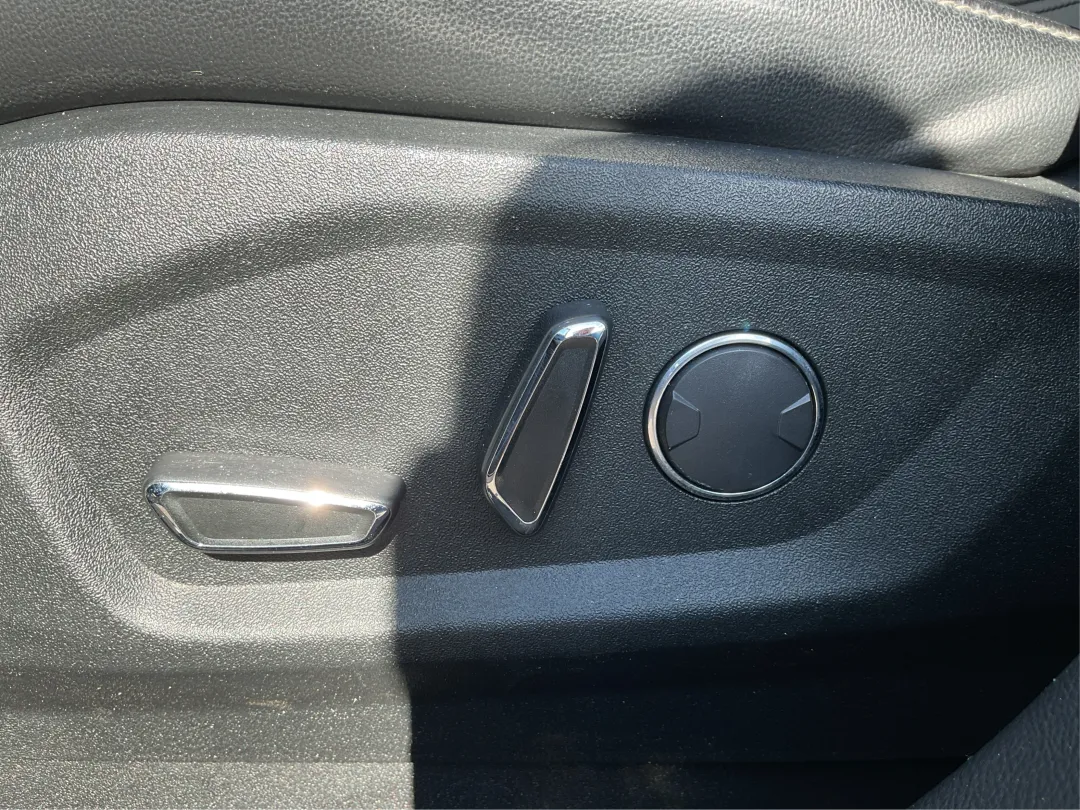 2018 Ford Edge - 2FMPK4J8XJBC04286 - Image #18