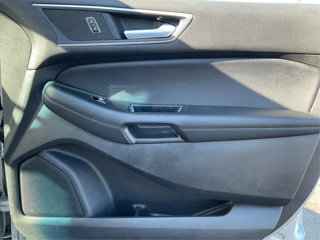 2018 Ford Edge - 2FMPK4J8XJBC04286 - Image #20