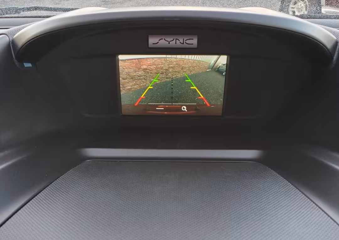 2018 Ford Escape - 1FMCU9GD6JUA15414 - Image #5