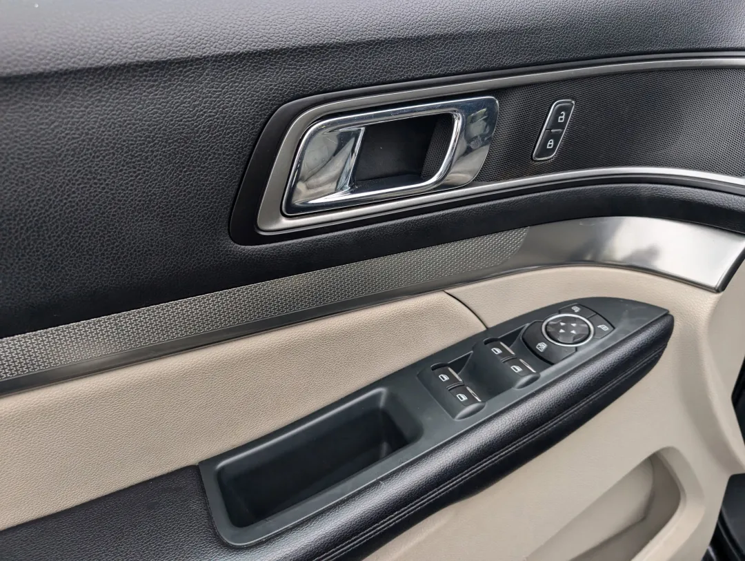 2018 Ford Explorer - 1FM5K7D83JGC11559 - Image #10