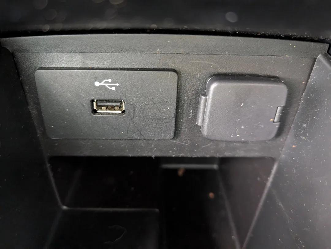 2018 Ford Explorer - 1FM5K7D83JGC11559 - Image #16