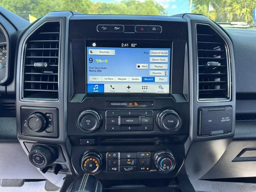 2018 Ford F-150 - 1FTEW1EG6JFA37360 - Image #13