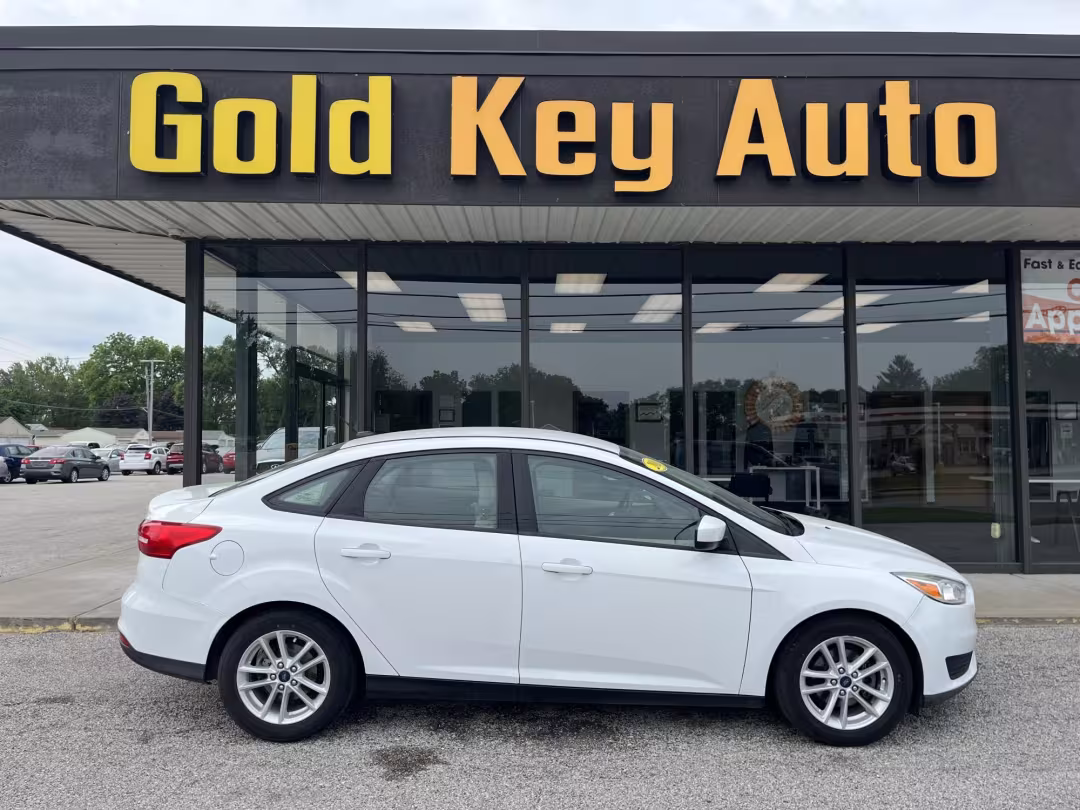 2018 Ford Focus - 1FADP3FE0JL227910 - Image #1