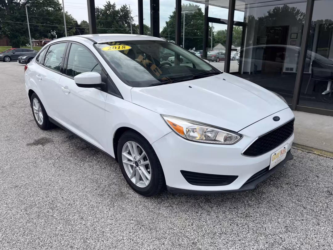 2018 Ford Focus - 1FADP3FE0JL227910 - Image #3